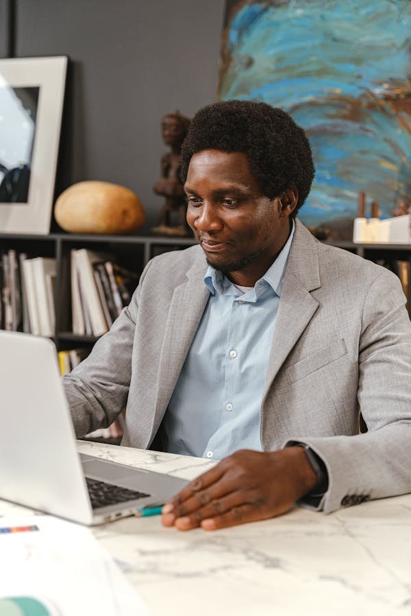 Mutuelle santé auto entrepreneur : guide pour bien choisir en 2025